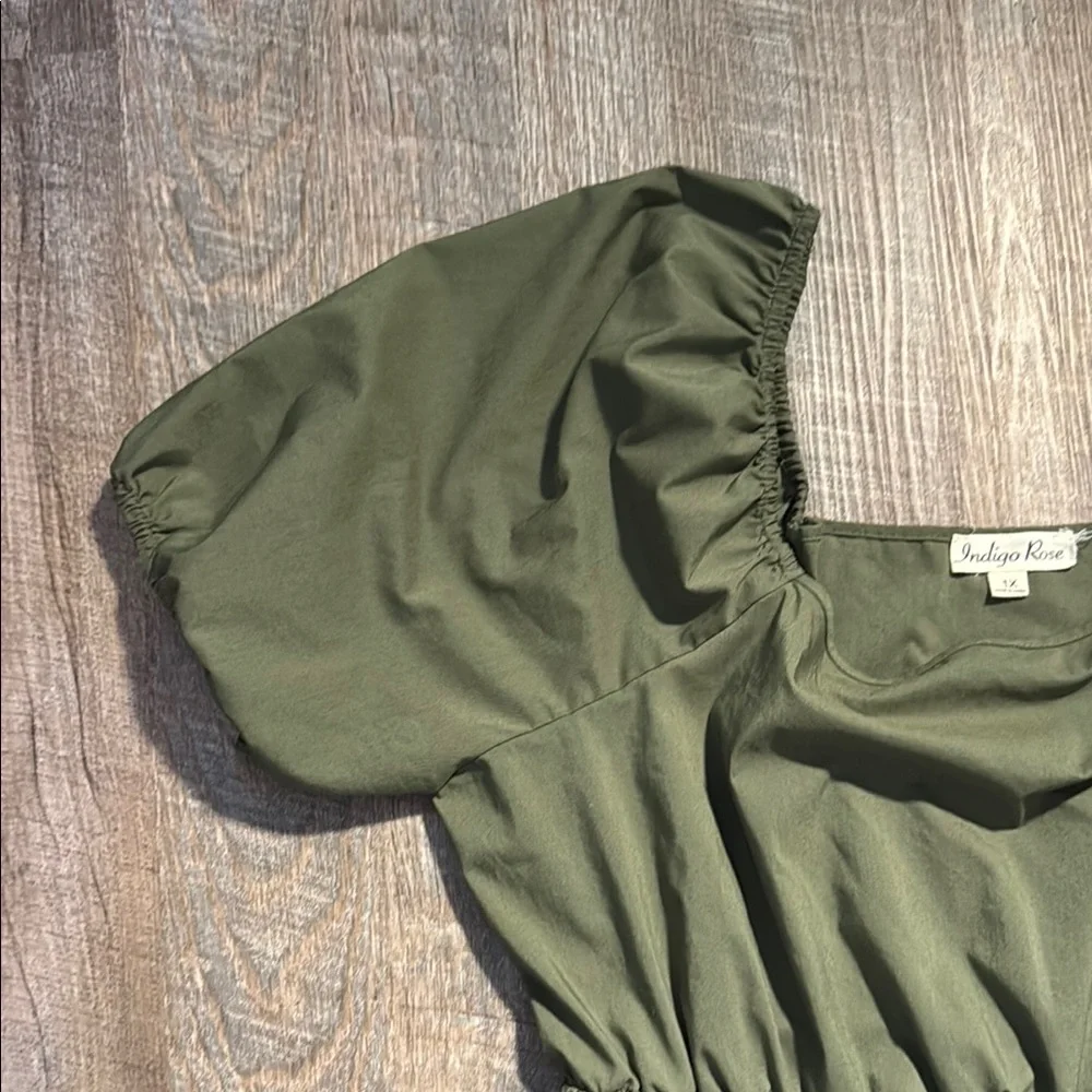 Elegant Olive Midi Dress - Picture 4 of 8